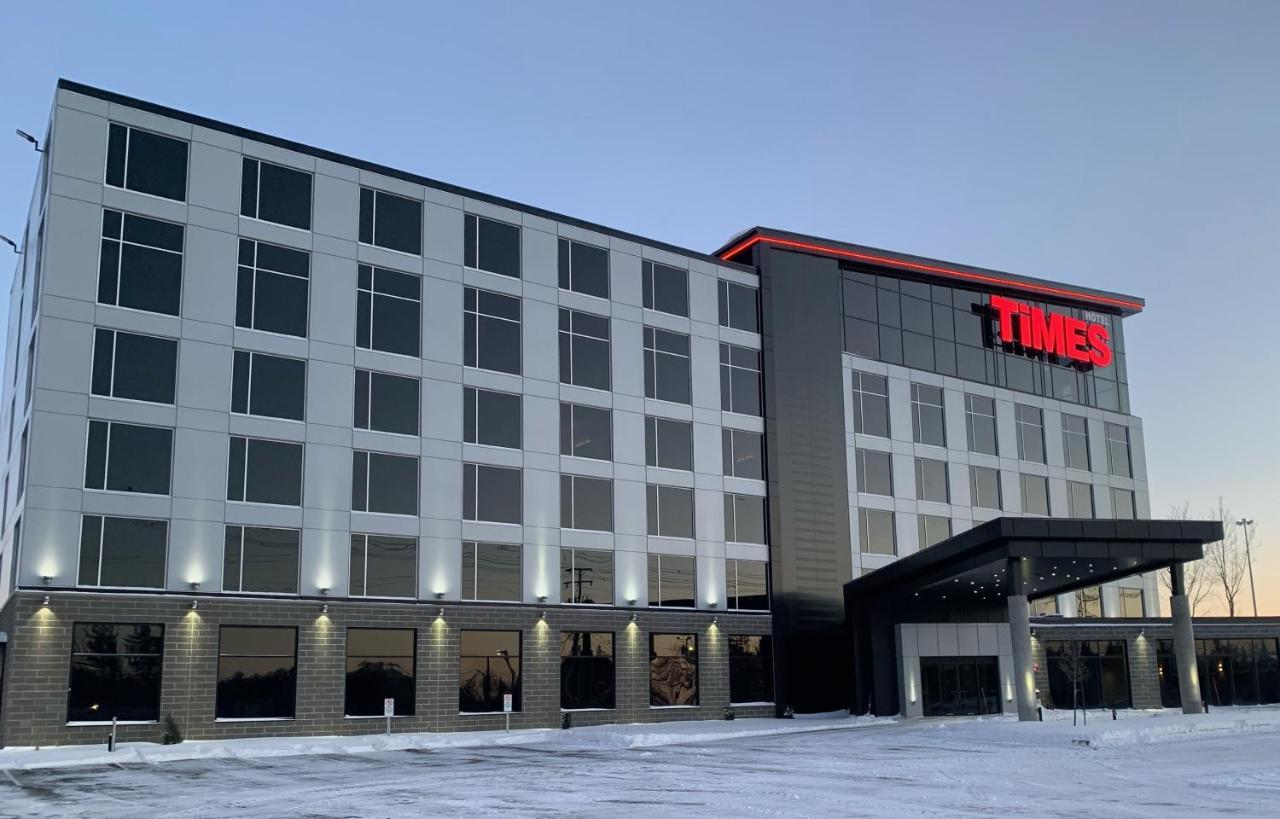 Grand Hotel Times Blainville-Mirabel Kültér fotó