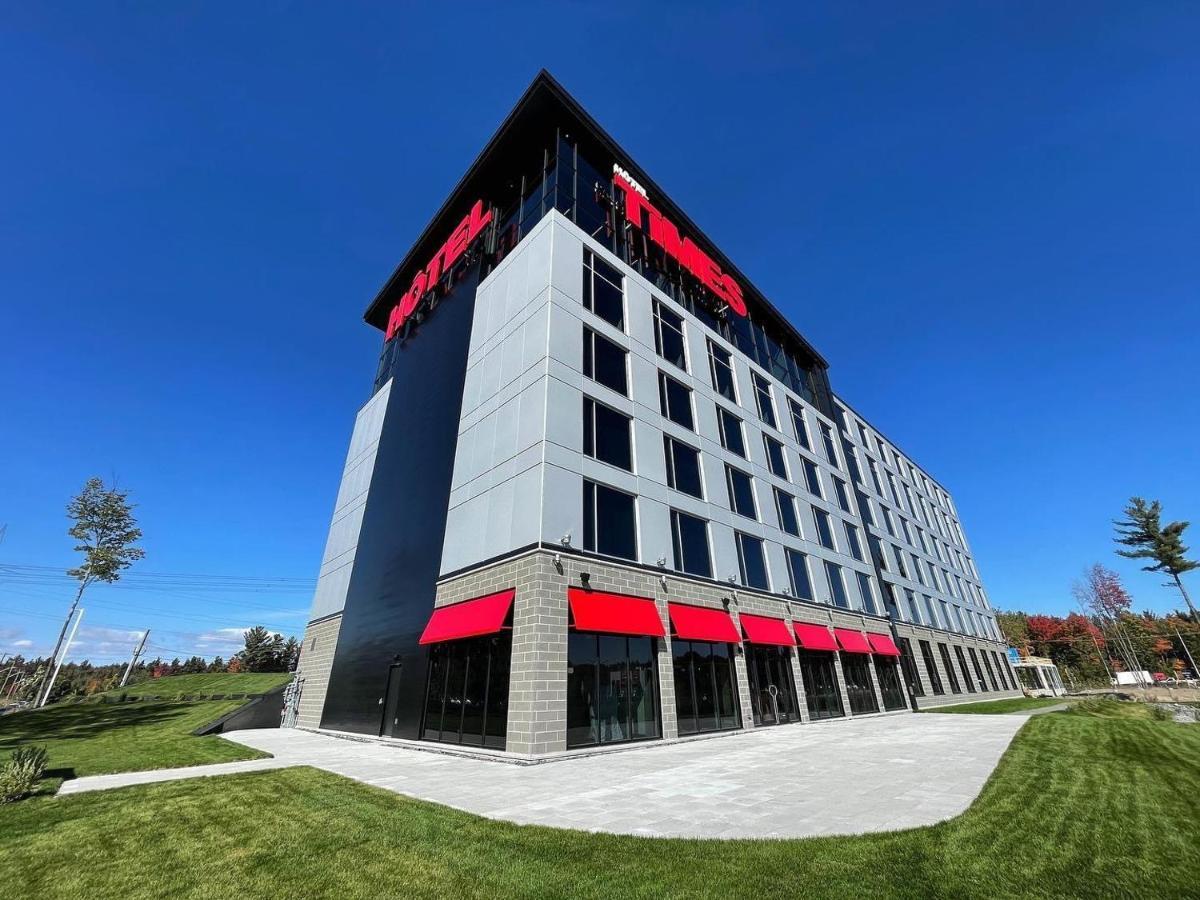 Grand Hotel Times Blainville-Mirabel Kültér fotó